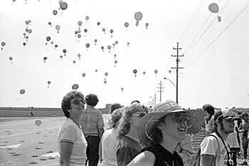 Balloons away   -   LaSalle, IL, 1983   -   Kodak Plus-X black & white 35mm film